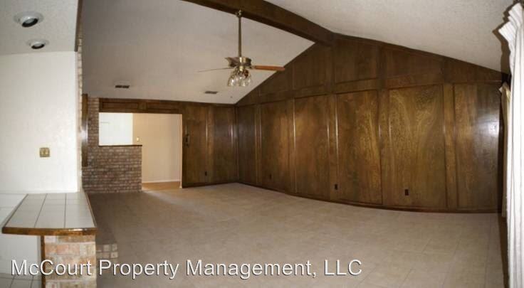 3522 Hyde Park Ave - Photo 3 of 9