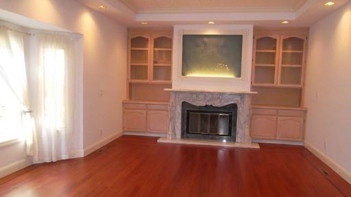 14900 Vintner Ct - Photo 3 of 16