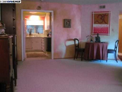 5290 Broadway Terrace - Photo 2 of 6