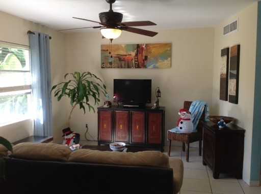 2310 Granada Cir W - Photo 3 of 13