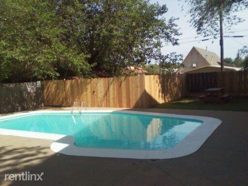 Meridian Gardens Apartments - Photo 3 of 18