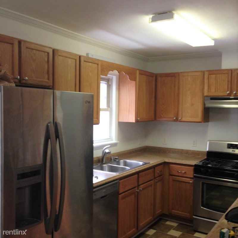 2424 Inga St - Photo 3 of 10