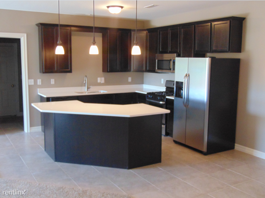 7502 Jockey Dr - Photo 3 of 8