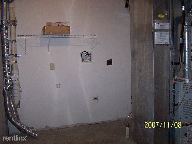 407A Collinsville Rd - Photo 3 of 7