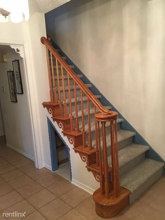2041 Titan St - Photo 2 of 16