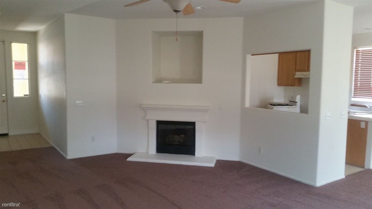1184 Reward St - Photo 2 of 8