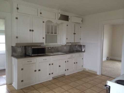 145 N 16th St - Photo 3 of 10