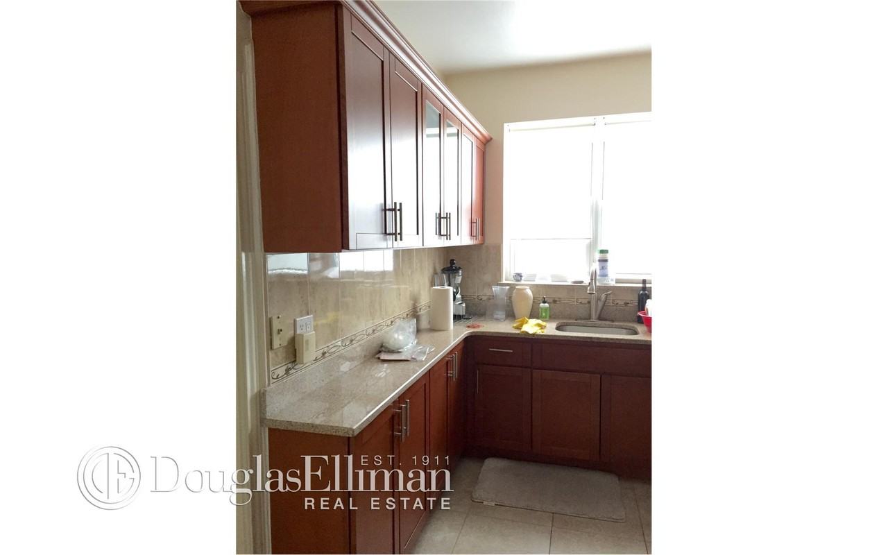 1233 71st St 2 - Photo 2 of 5