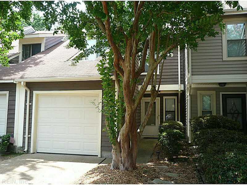 4834 Oldwick Ct - Photo 3 of 32