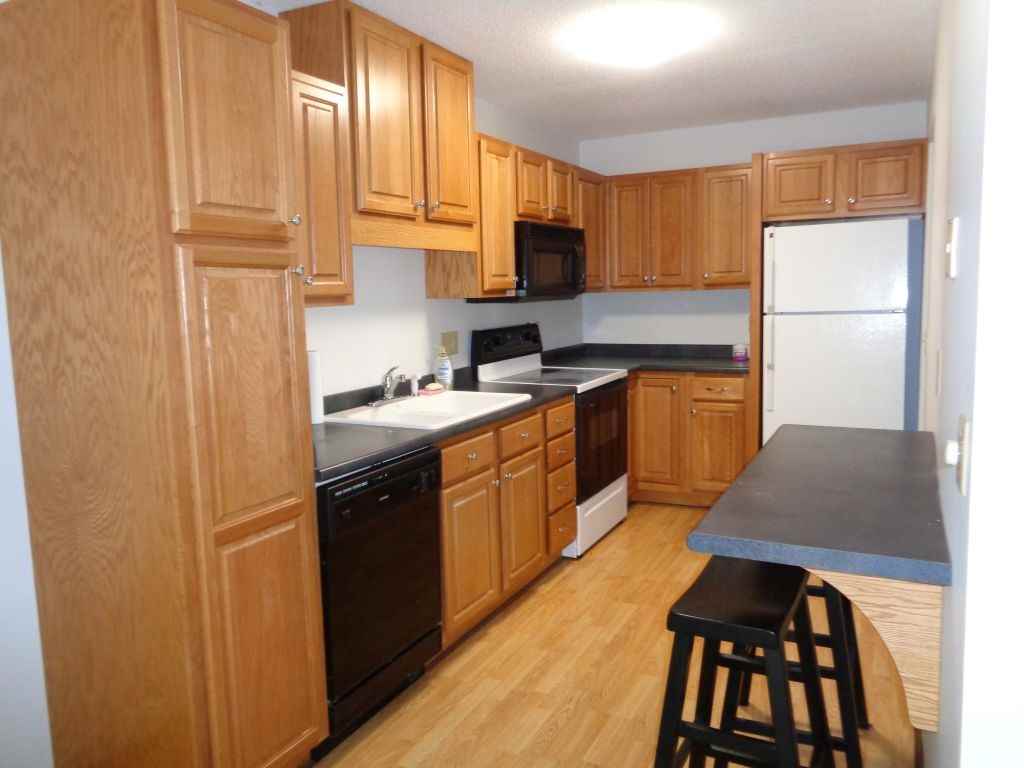 1820 E 123rd St - Photo 2 of 7