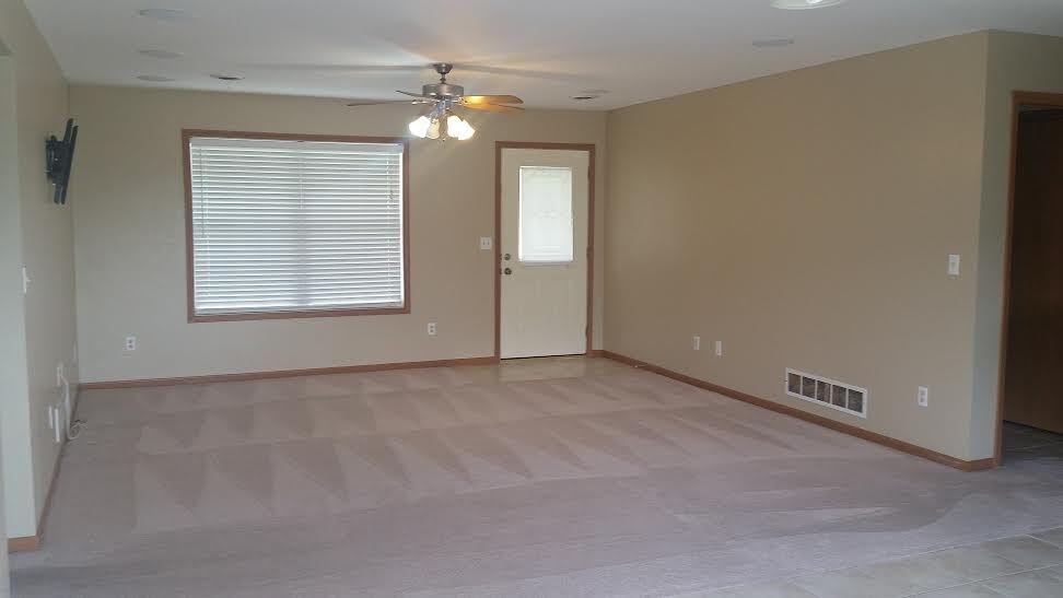 705 Hickory St - Photo 2 of 19