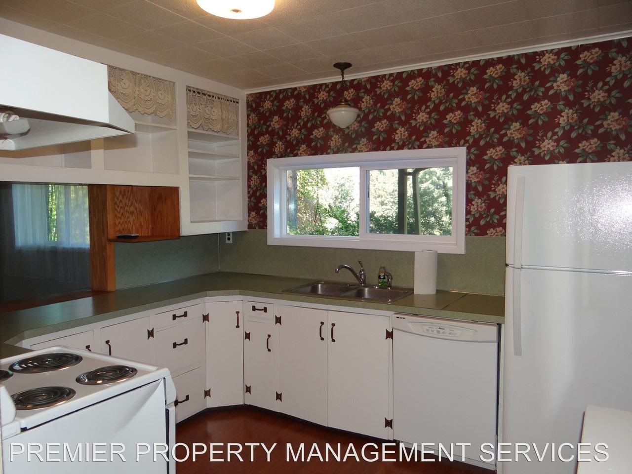 39574 Wendling Rd - Photo 3 of 16