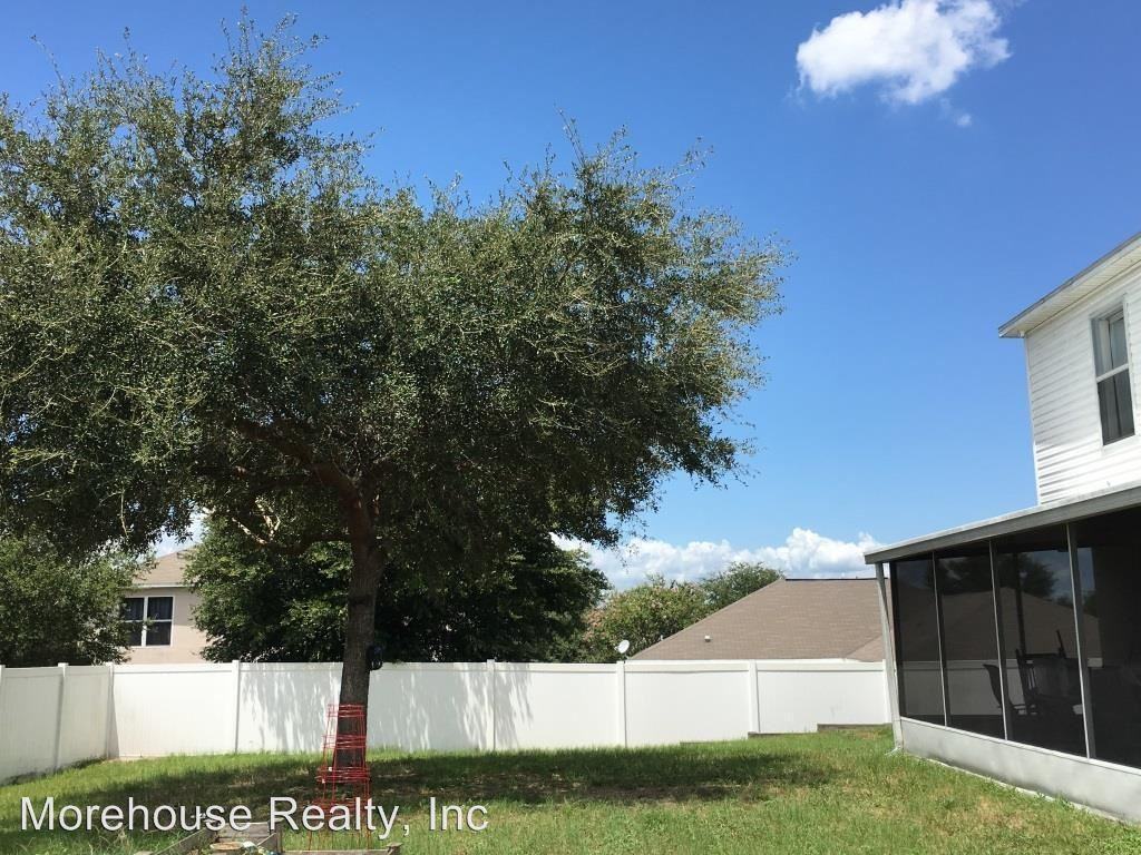 1726 Fawn Cove Ln - Photo 3 of 18