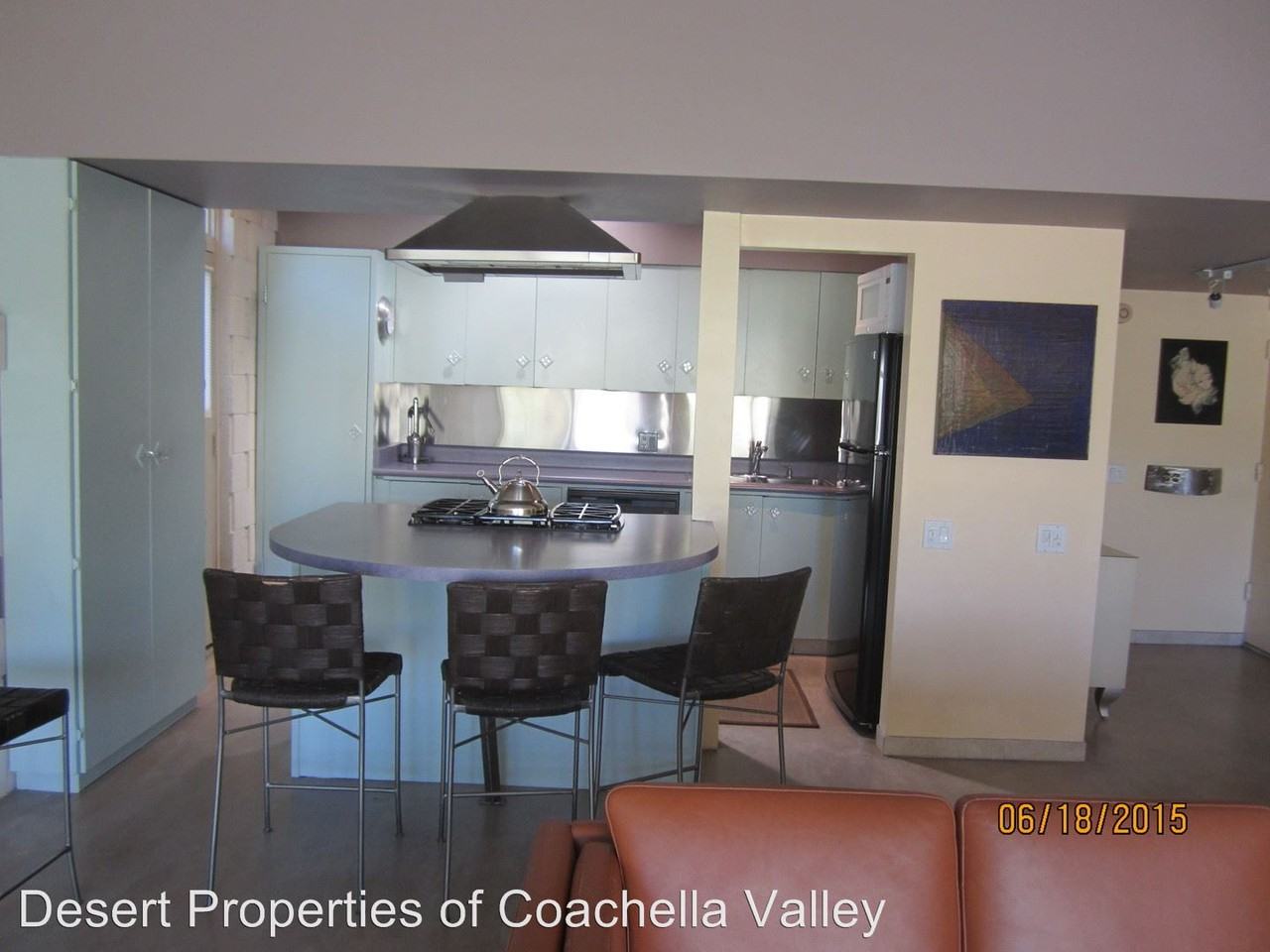 351 Sandpiper St - Photo 3 of 15