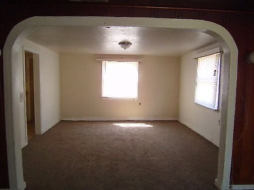 5790 28th St - Photo 3 of 4