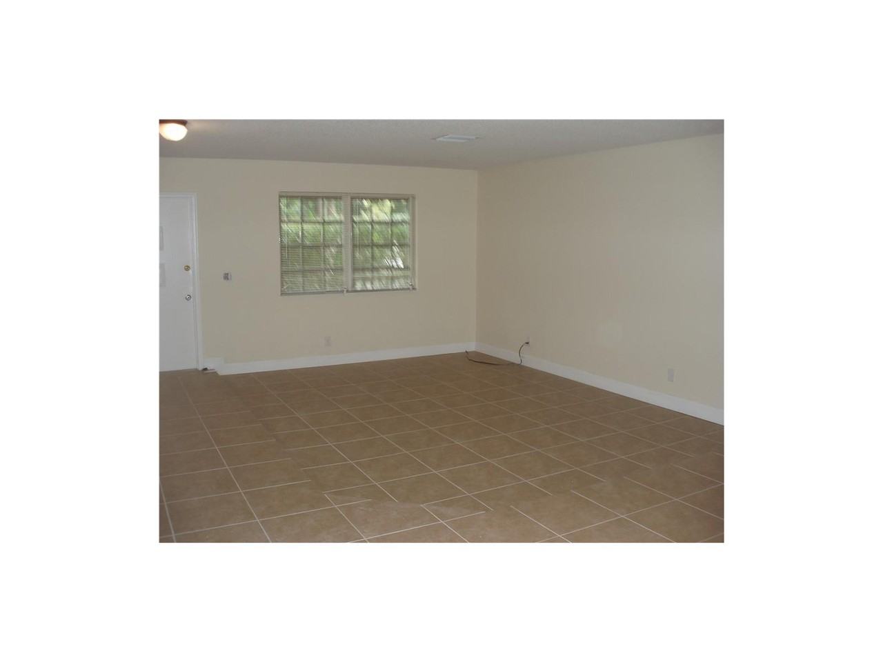 1460 NW 71st Ave - Photo 3 of 8