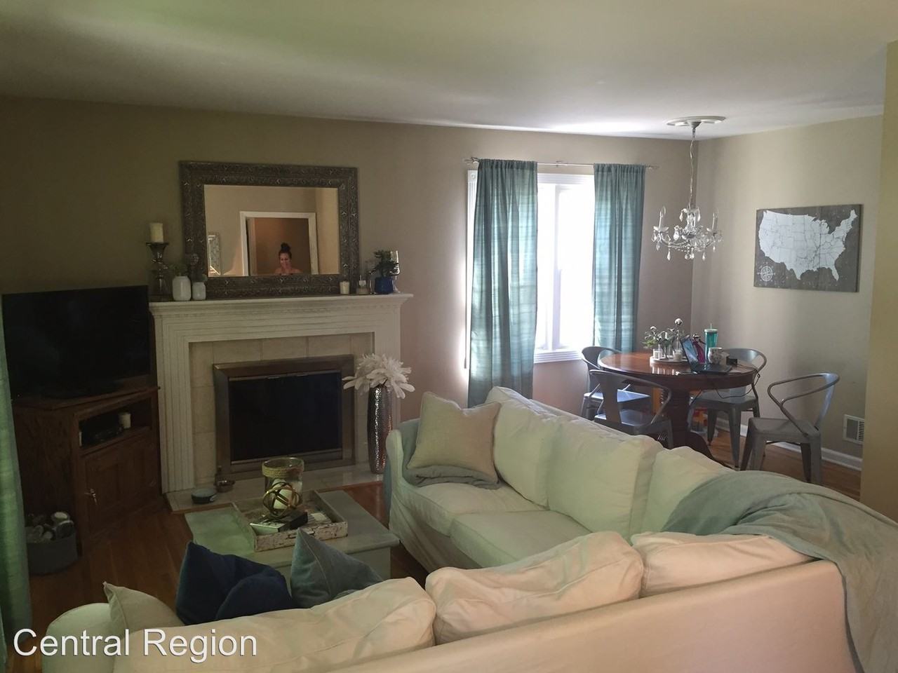 223 Woodside Dr NE - Photo 3 of 16