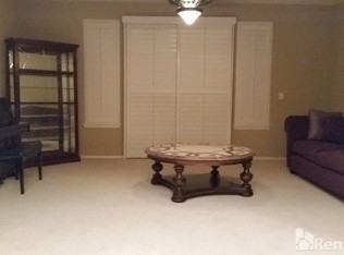 2324 E Katherine Ave - Photo 3 of 4