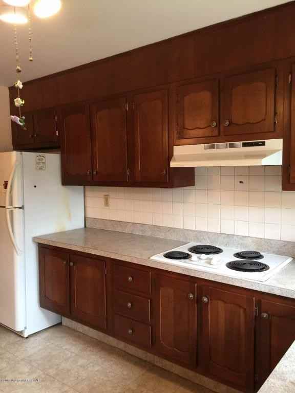 664C Plymouth Dr #100C - Photo 3 of 5