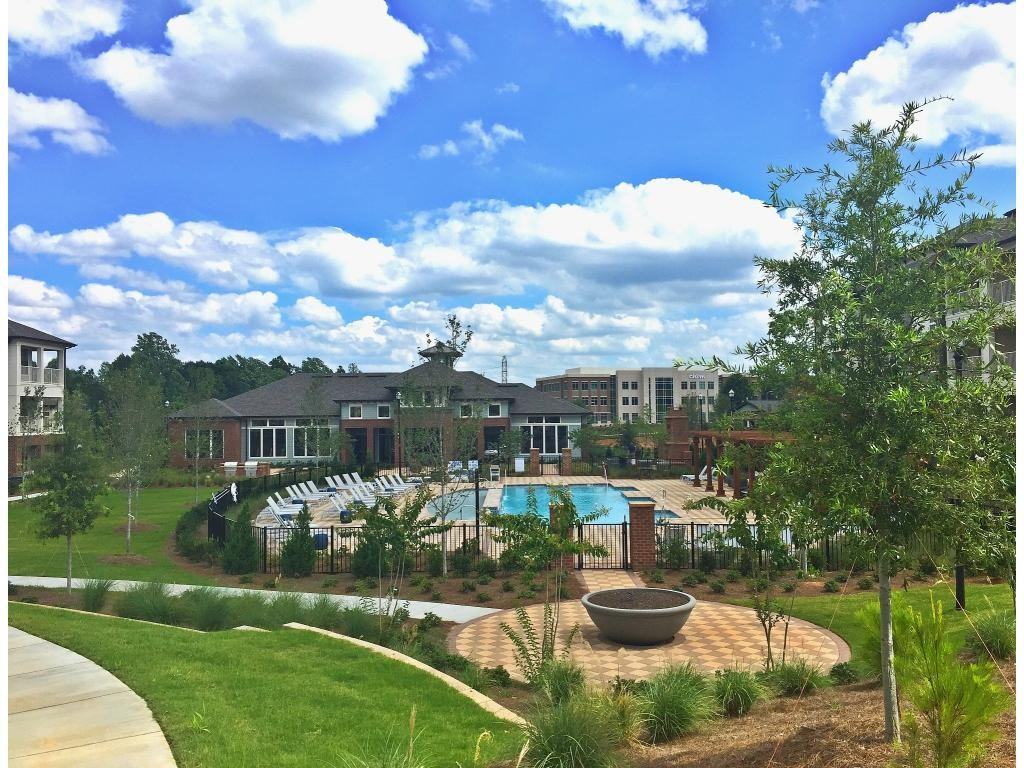 Velo Verdae Apartments - Photo 2 of 19