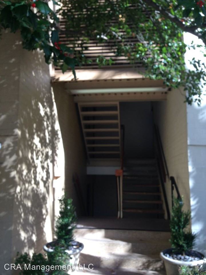 17 Hamill Rd #D - Photo 2 of 13