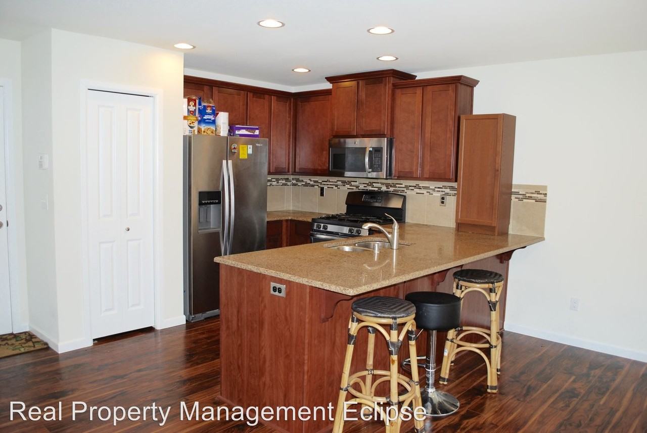 426 203rd St SW - Photo 2 of 17