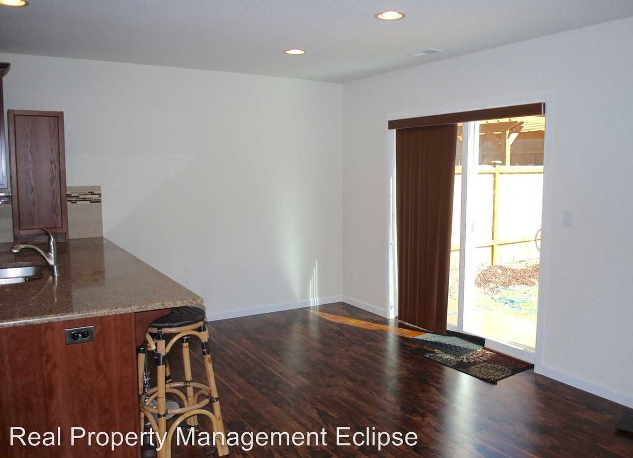 426 203rd St SW - Photo 3 of 17