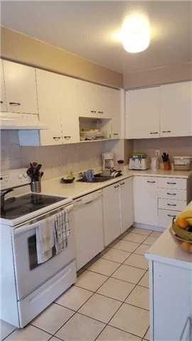 2418 Susquehanna Court - Photo 2 of 10