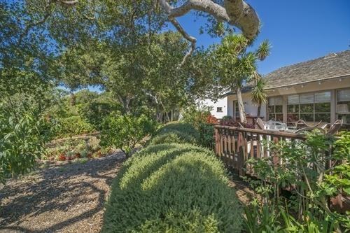 1371 Santa Clara Way - Photo 3 of 4