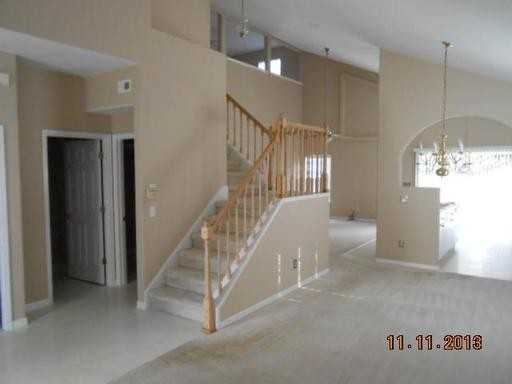 14136 Leicester Ln - Photo 3 of 12