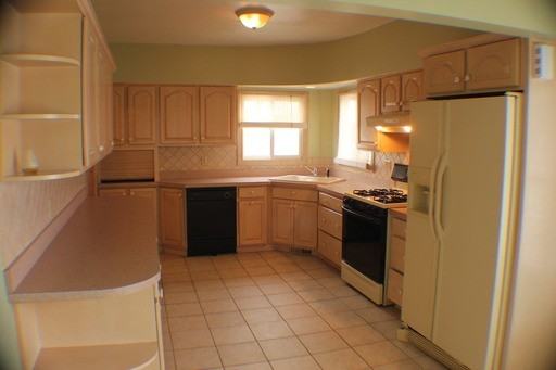 5120 N State Rd - Photo 3 of 12