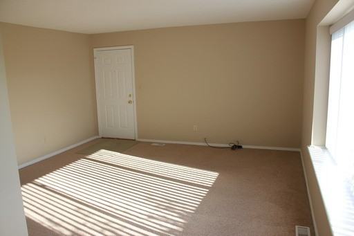 12058 Perry Pl - Photo 3 of 8
