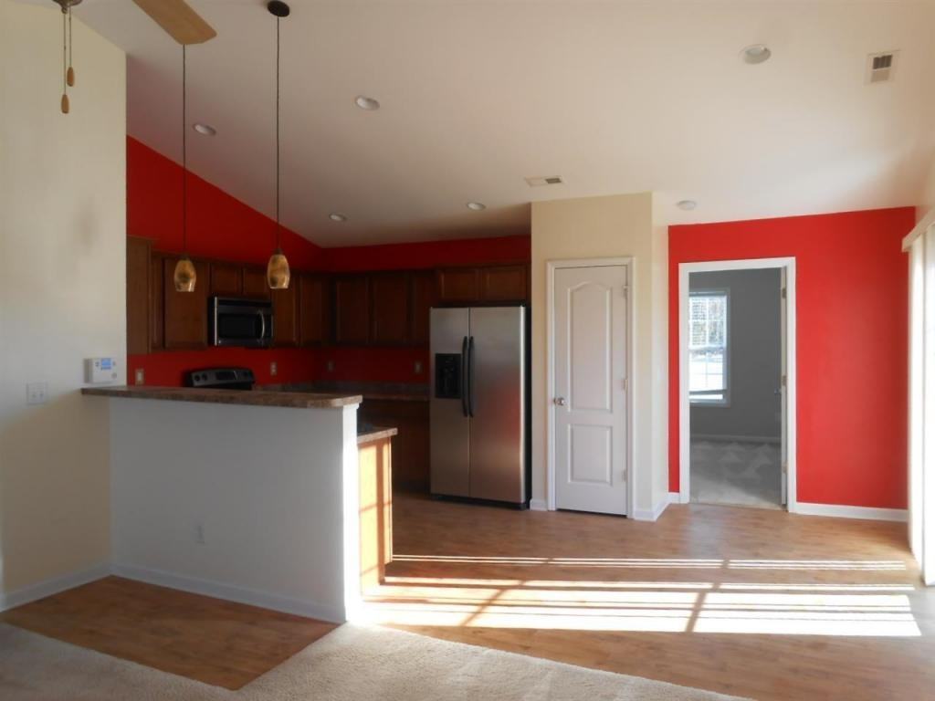 102 Christy Drive - Photo 3 of 12