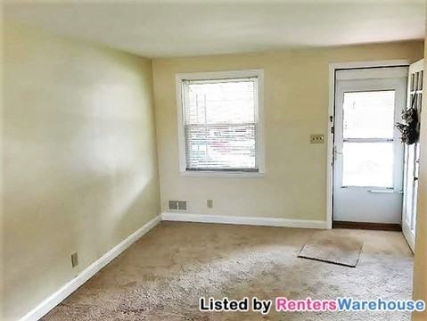 704 Primson Ave - Photo 2 of 9