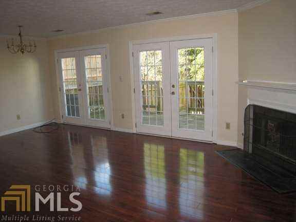 3459 Lee Ct - Photo 2 of 8