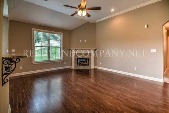 6595 Hollister Ln - Photo 3 of 16