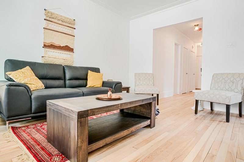 3850 Chemin de la CôteSainteCatherine, Montréal, QC H3T 1E3 3