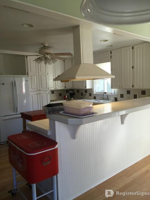 504 Pecan St - Photo 3 of 12
