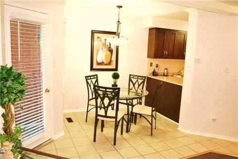 2573 Addingham Crescent - Photo 2 of 7