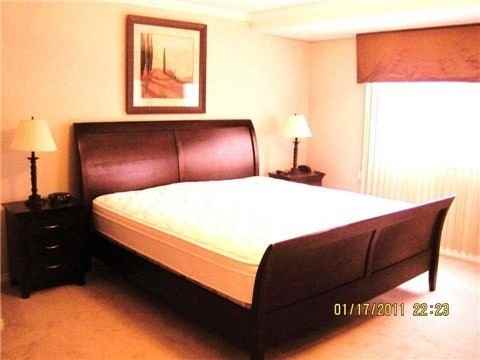 2573 Addingham Crescent - Photo 3 of 7