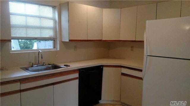 330 48th St - Photo 2 of 18