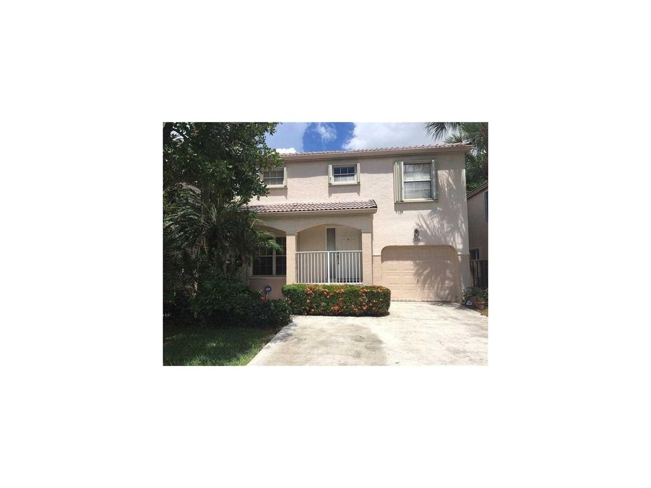 1285 NW 108th Ave - Photo 2 of 8