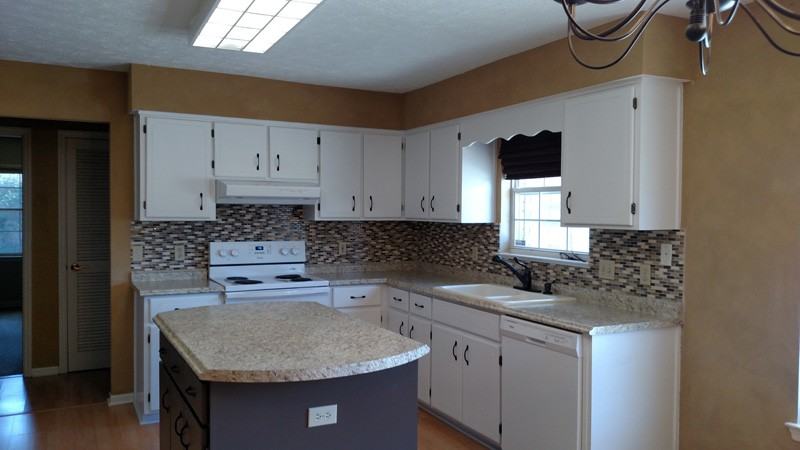 6823 Forsythe Dr - Photo 3 of 25