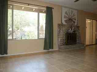 3946 E Cortez St - Photo 3 of 9