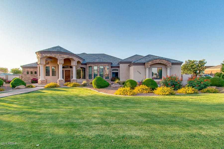 21562 E Mewes Rd - Photo 3 of 53