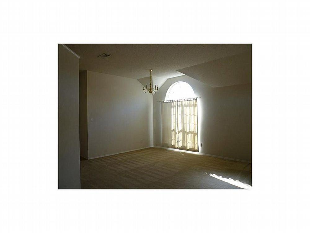 8205 Bedrock Dr - Photo 3 of 10