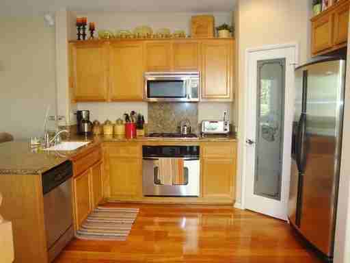 8320 Bryn Glen Way - Photo 2 of 5