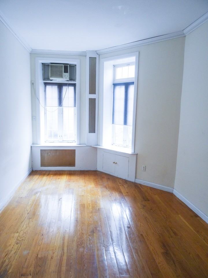 3rd Ave & E 36th St #3A