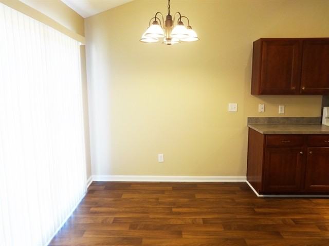 201 Border Rd - Photo 3 of 11