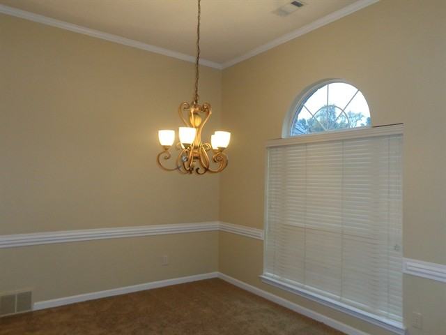 7220 Shady Oaks Dr - Photo 2 of 13